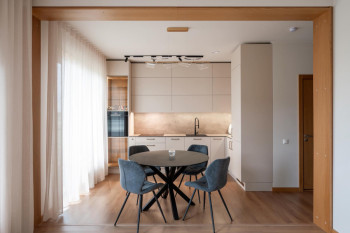 Top virtuves dizaina idejas 2026. gadam